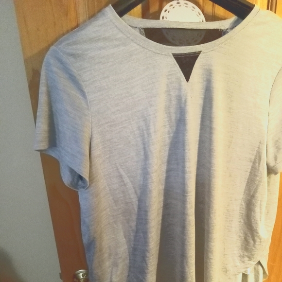 Danskin now active top - Picture 1 of 3